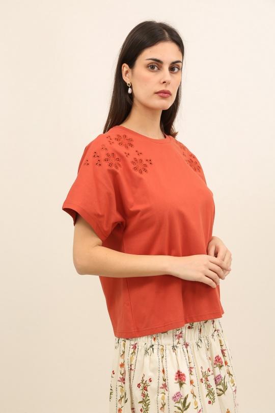 T-shirts Femme Vert Daphnea 32190 Efashion Paris