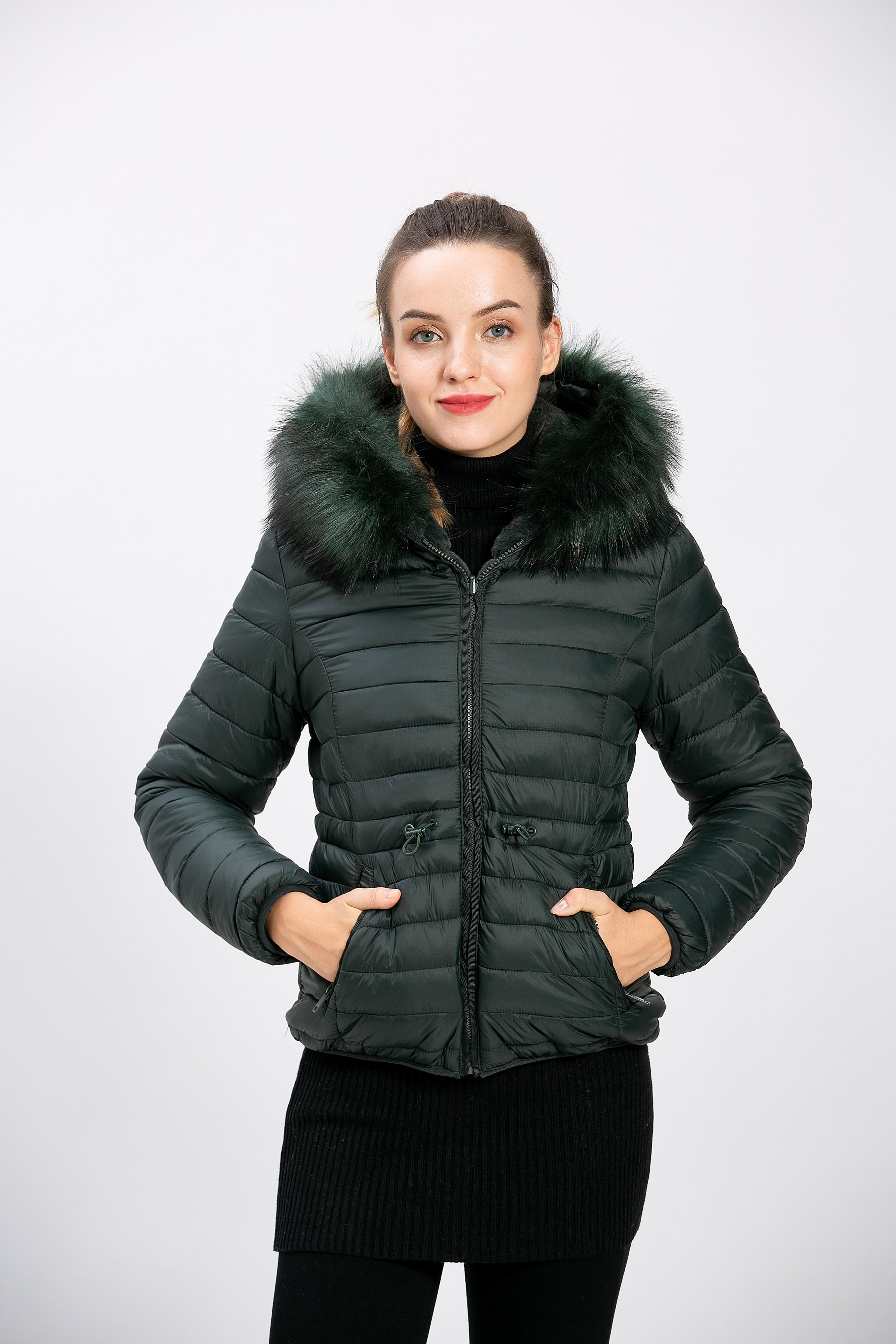 Doudounes Femme Vert sapin CMP55 / DIX-ONZE A085V.SAPIN #c Efashion Paris