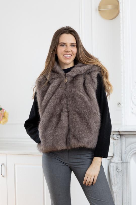 Vestes  Femme Café LINETA F-3 VESTE SANS MANCHE EN FAUSSE FOURRURE BICOLORE AVEC CAPUCHE Efashion Paris