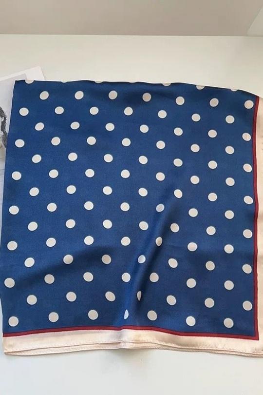 Foulards Accessoires Bleu LINETA D-307 FOULARD TOUCHE SOIE 70X70 MOTIF PETIT POIS  Efashion Paris