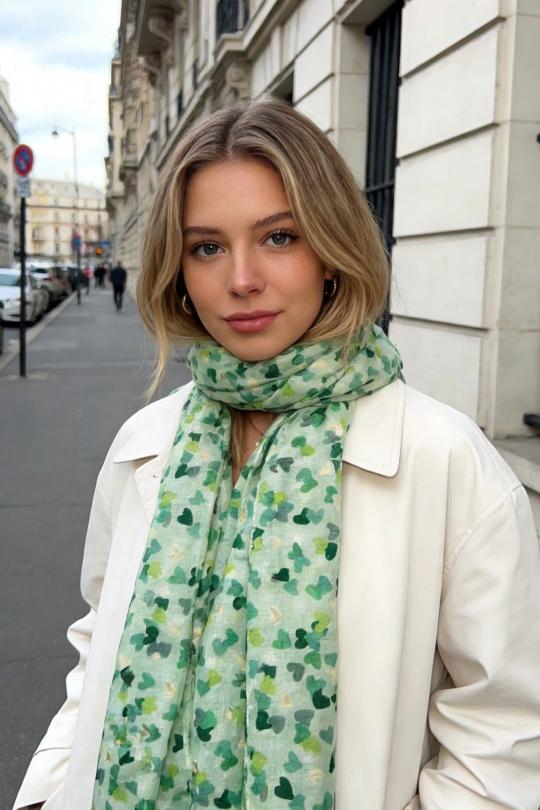 Foulards Accessoires Rouge LINETA LN-105 Foulard imprimé motif coeur avec dorure Efashion Paris