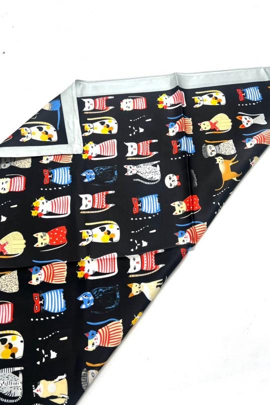 Foulards Accessoires Rose Clair LINETA D-502 FOULARD TOUCHE SOIE 70X70 MOTIF CHAT  Efashion Paris