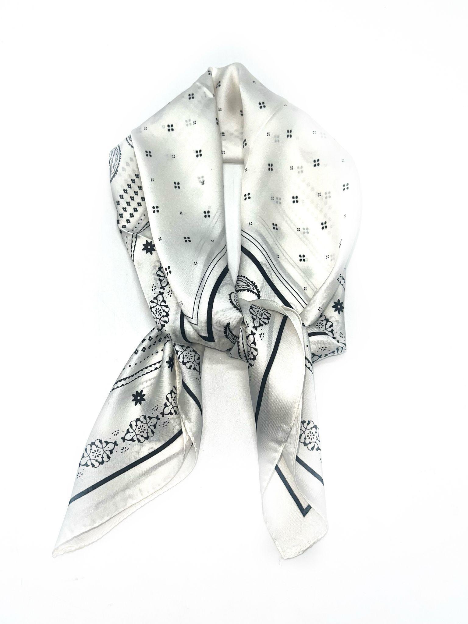 Foulards Accessoires Blanc LINETA D-148 FOULARD TOUCHE SOIE 70X70 MOTIF BANDANA  #c Efashion Paris