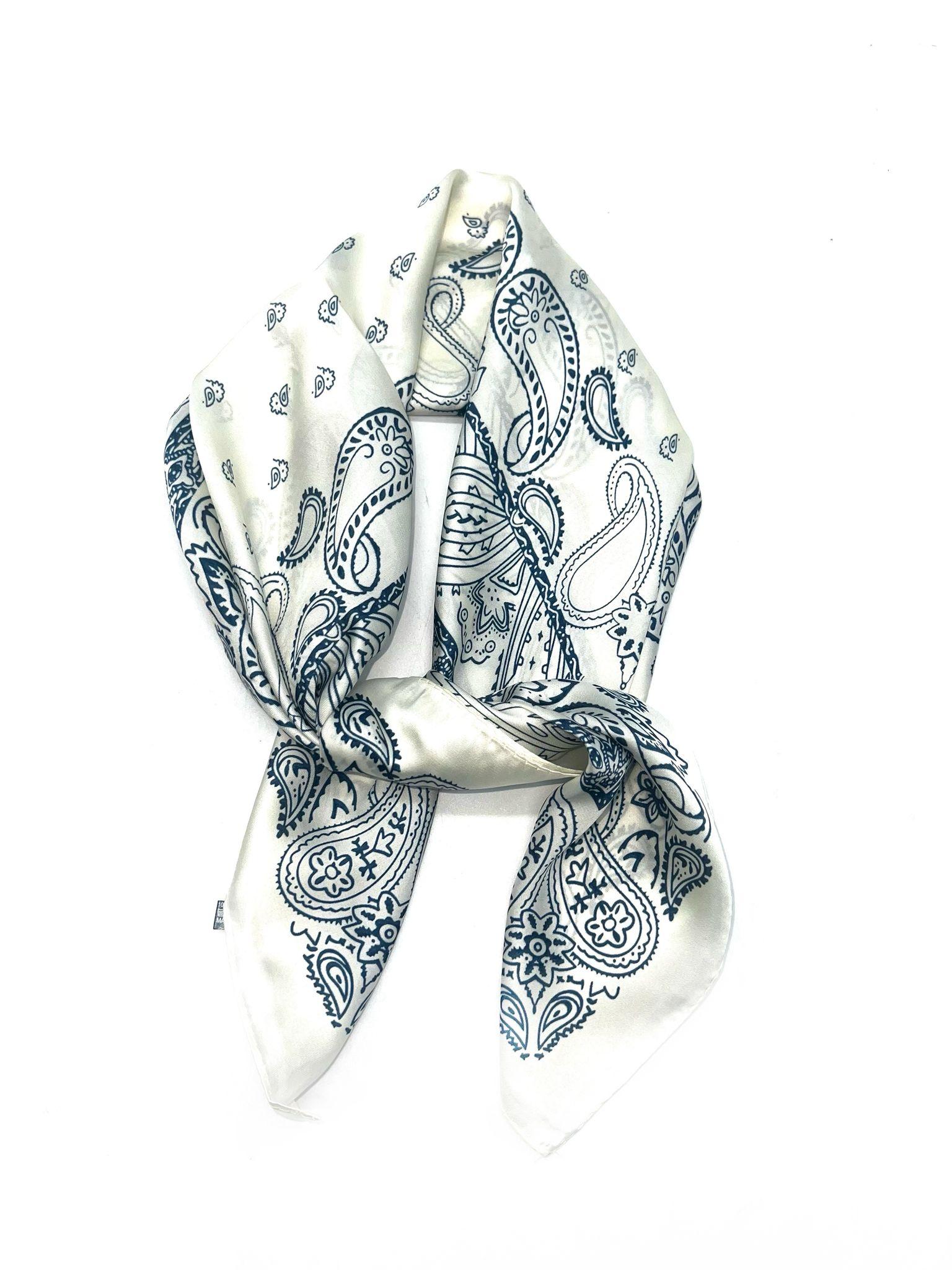 Foulards Accessoires Blanc LINETA D-177 FOULARD TOUCHE SOIE 70X70 MOTIF CACHEMIRE  #c Efashion Paris
