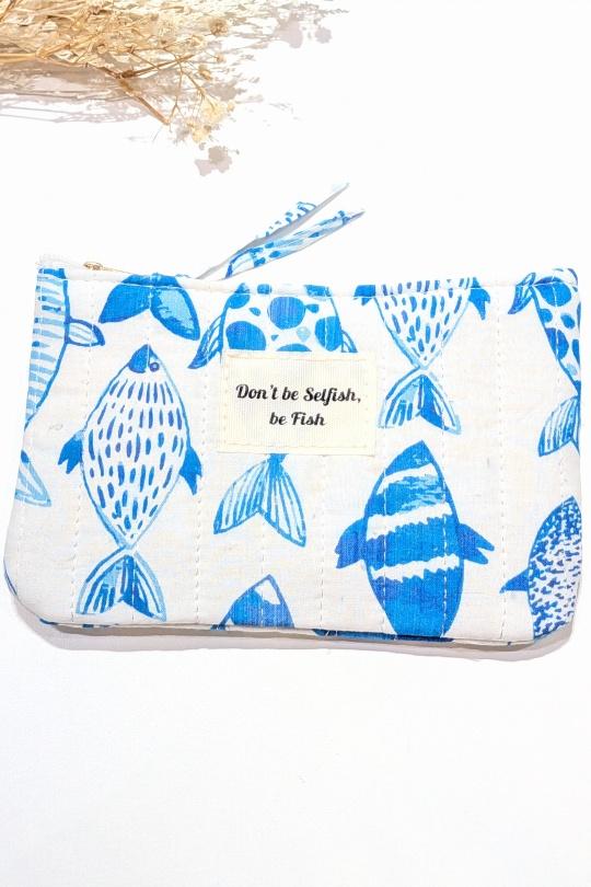 Pochettes Maroquinerie Bleu LOLO & YAYA ????DONTBESELFISH,BEFISH47020 Efashion Paris