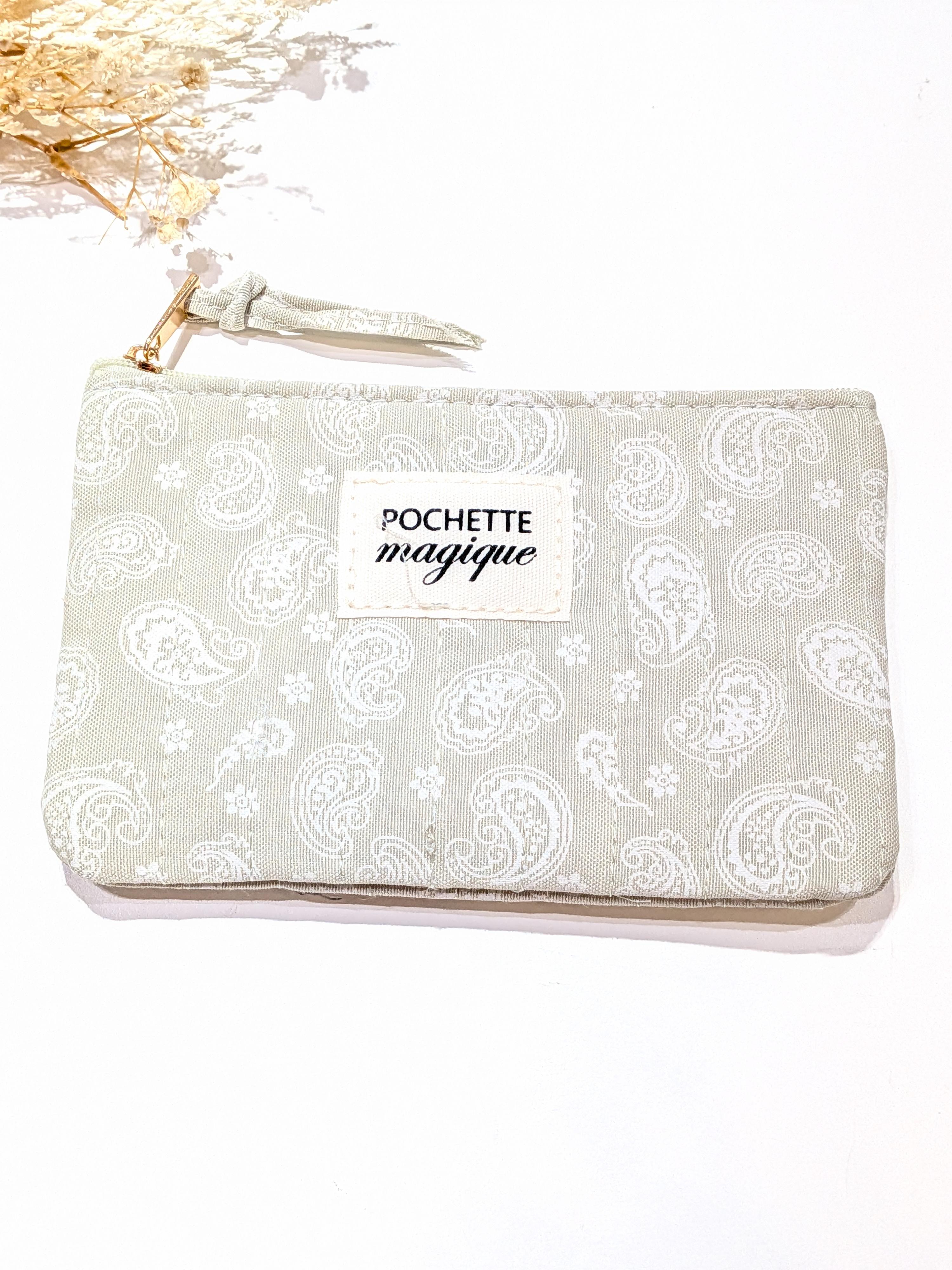 Pochettes Maroquinerie Vert LOLO & YAYA POCHETTEMAGIQUE47014 #c Efashion Paris