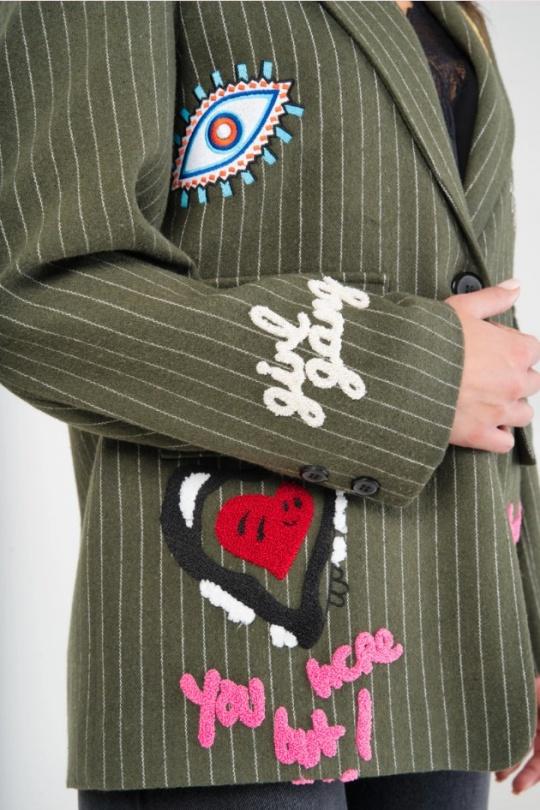 Vestes  Femme Bordeaux (Maxmila) VESTE FUNKY ORIGINAL BLAZER AVEC BRODERIE ET PATCH COLORÉS ! Efashion Paris