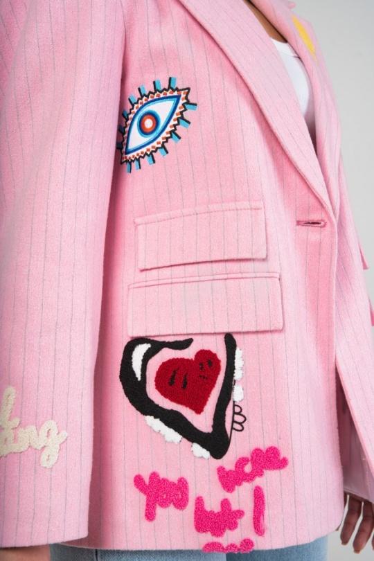 Vestes  Femme Bordeaux (Maxmila) VESTE FUNKY ORIGINAL BLAZER AVEC BRODERIE ET PATCH COLORÉS ! Efashion Paris