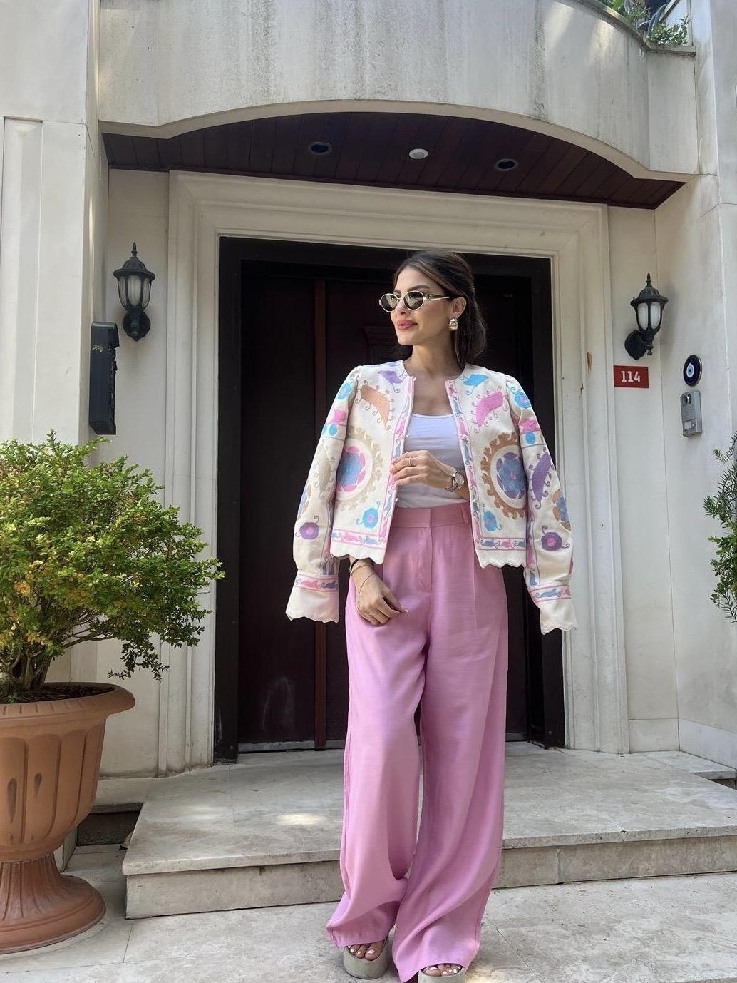Chaquetas Mujer Beige (Maxmila) VESTE CRISTY MI-SAISON À FLEURS, BRODERIE ET TAILLE HAUTE #c Efashion Paris