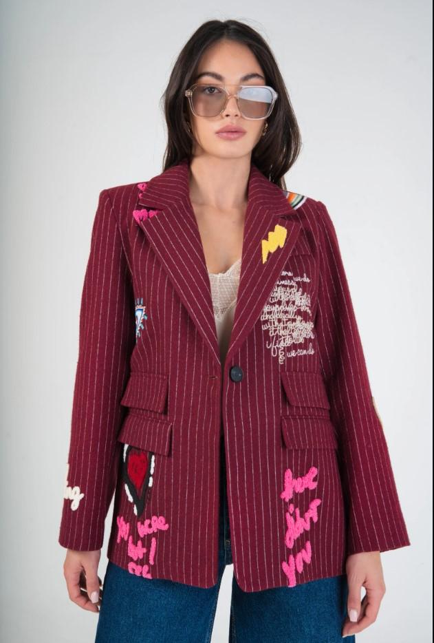 Vestes  Femme Bordeaux (Maxmila) VESTE FUNKY ORIGINAL BLAZER AVEC BRODERIE ET PATCH COLORÉS ! #c Efashion Paris