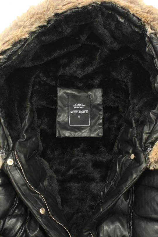 Doudounes Femme Blanc cassé MC UNITED FM2412 Efashion Paris