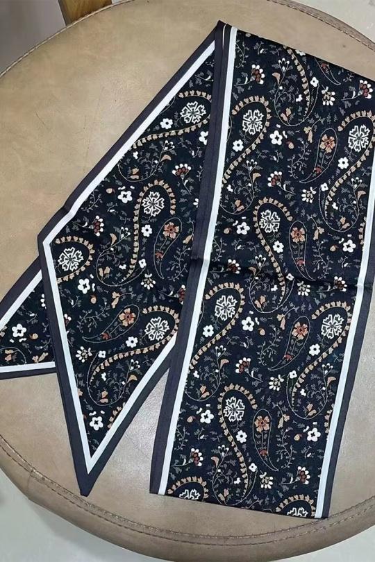Écharpes Accessoires Noir SARL LIFA  S70444 Efashion Paris