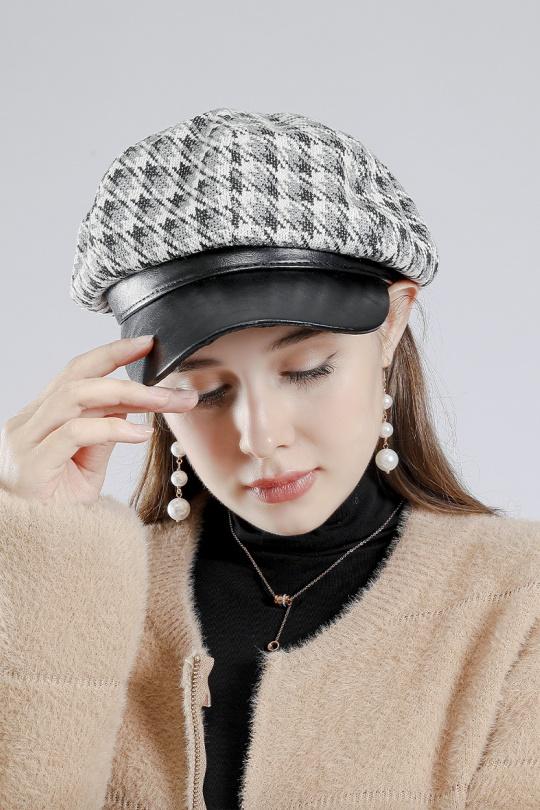 Cappellini Accessori Black SARL LIFA  CM3473 Efashion Paris