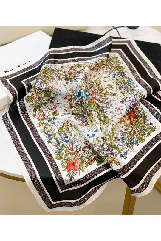 Foulards Accessoires Noir SARL LIFA  S25031 Efashion Paris