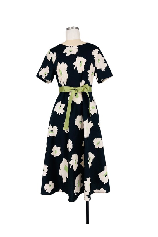 Robes mi-longues Femme Noir SWEET & EXCELLENT 116386 Efashion Paris