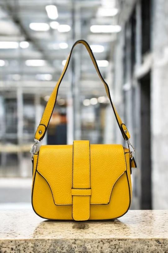 Sacs à bandoulière Maroquinerie Jaune EMMA DORE 61118-1 Efashion Paris