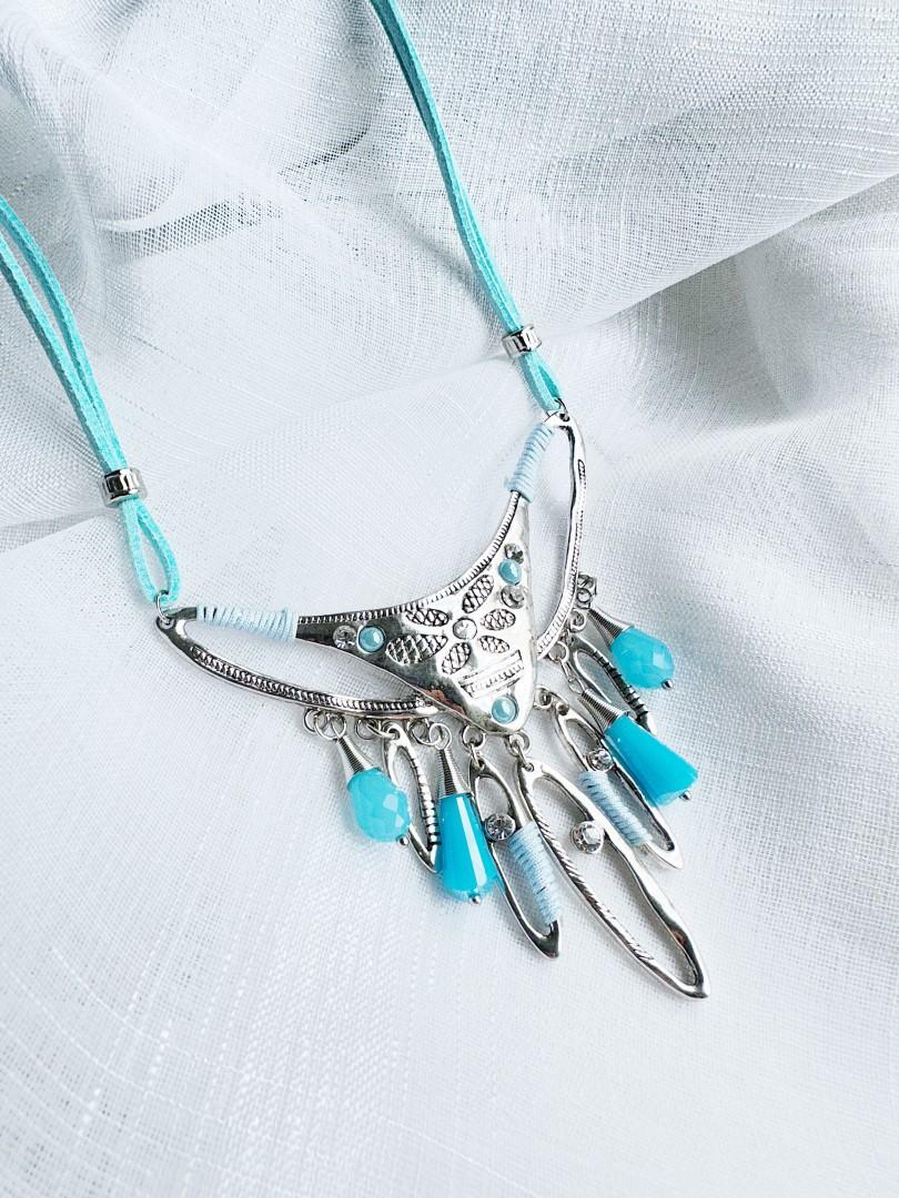 Collier De Poitrine Pour Cheval – Mohair Bleu Fleuri – Showman