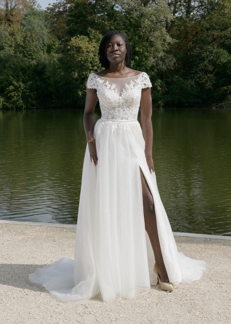 77W023194 IVORY-IVOIRE