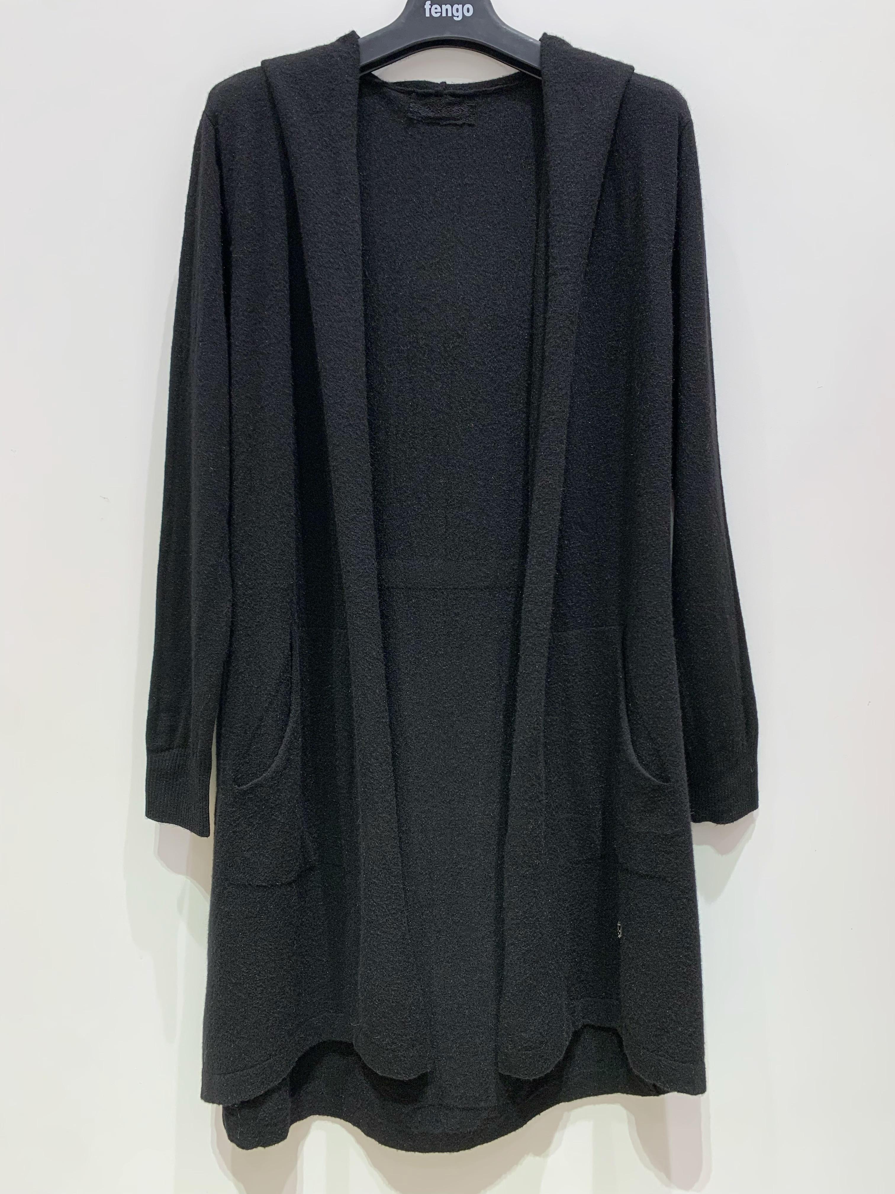 GILET-FIN-CAPUCHE-109-NOIR