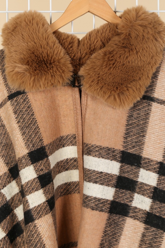 Capes et ponchos Femme Camel Fanda Miss 23808 Efashion Paris