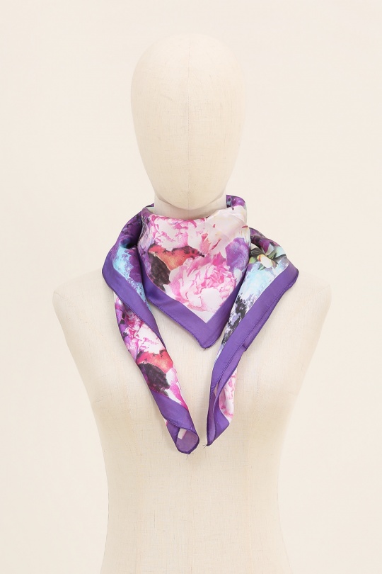 Fulares Complementos Purple Lil Moon CARRE3 Efashion Paris
