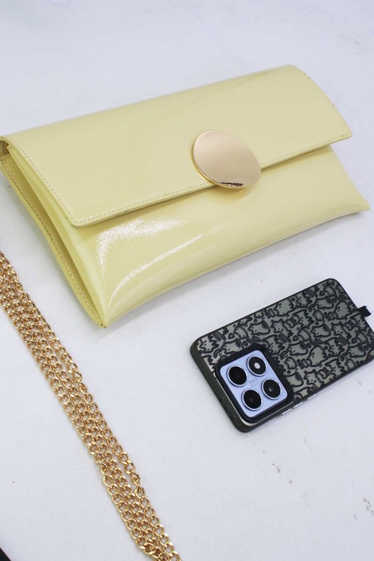 Pochettes Maroquinerie Jaune Tom & Eva 25P-6324 Efashion Paris