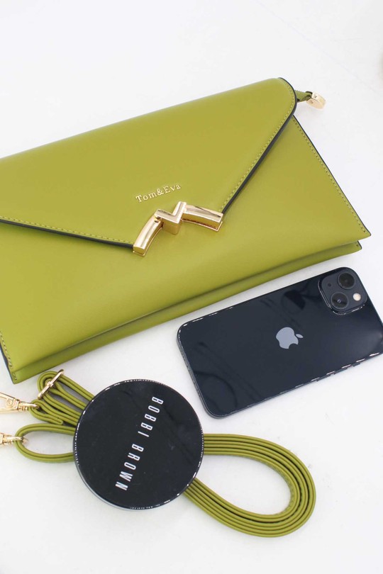 Pochettes Maroquinerie Vert Tom & Eva 25P-6401 Efashion Paris