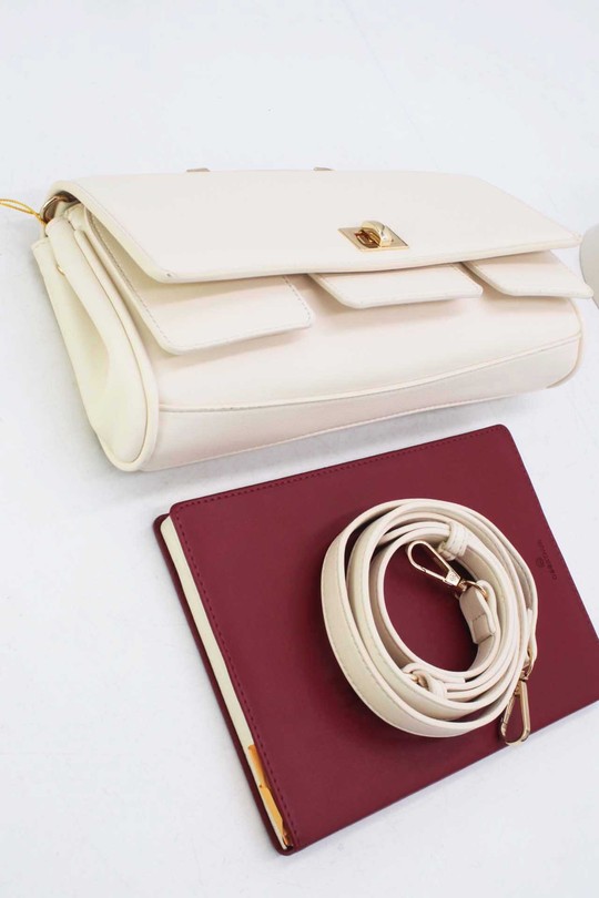 Pochettes Maroquinerie Beige Tom & Eva 25P-6300 Efashion Paris