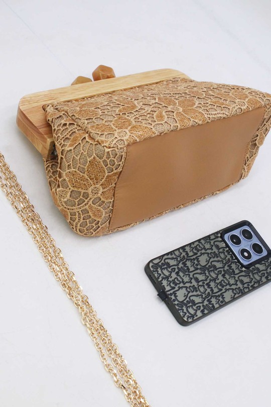 Pochettes Maroquinerie Beige Tom & Eva 25P-6255 Efashion Paris