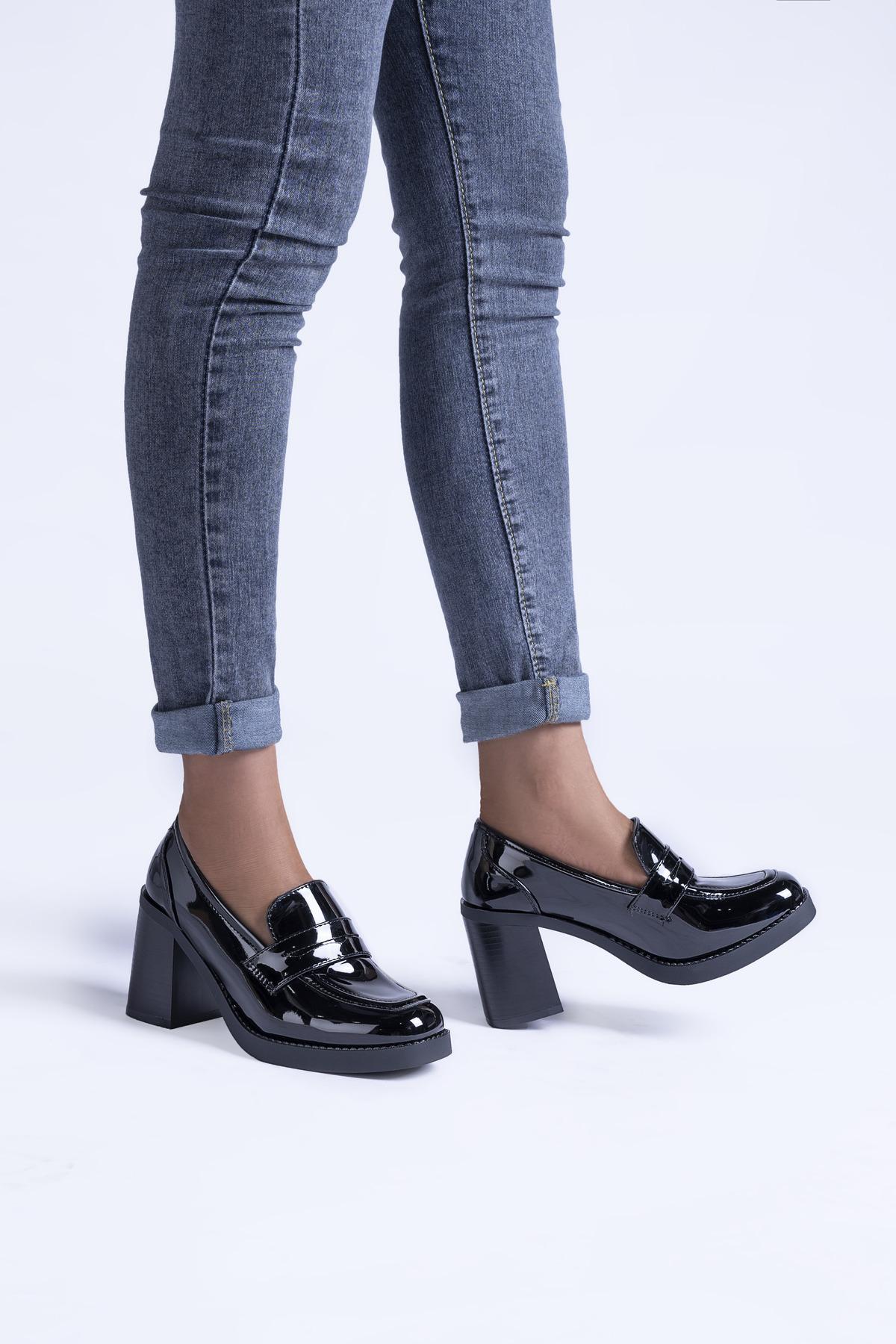68269-NOIR VERNIS