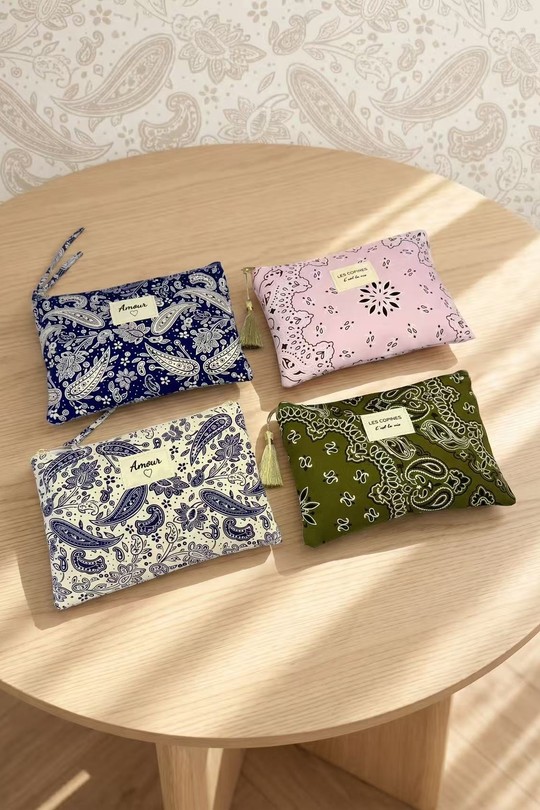 Bolsos pequeños & clutch Marroquinería Multicolor COSMOS POLOT1011-1360 Efashion Paris
