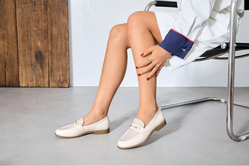 Mocassins Chaussures Noir Erynn KJ-105 Efashion Paris