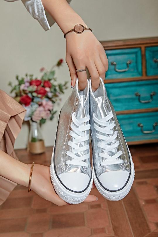 Baskets Chaussures Or Erynn 8899-1 Efashion Paris