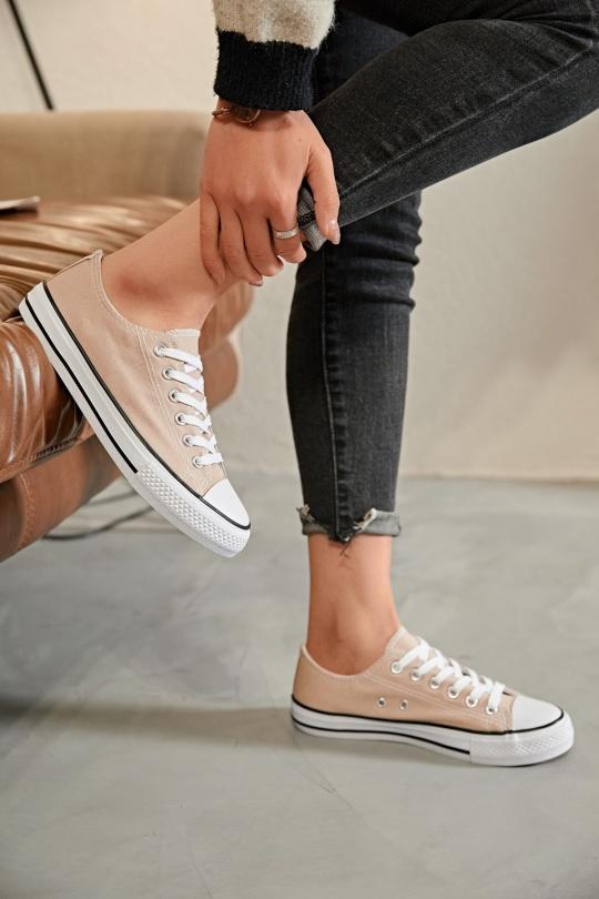 Baskets Chaussures Blanc Erynn A1 Efashion Paris
