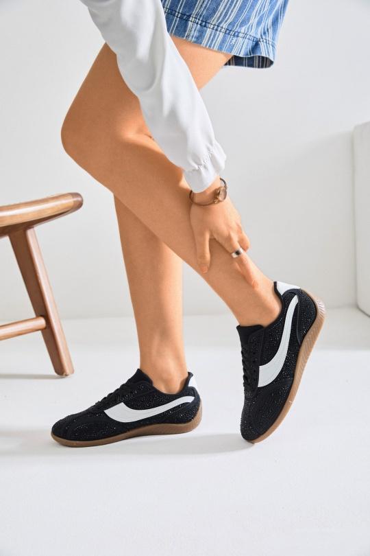 Baskets Chaussures Noir Erynn 98-72 Efashion Paris