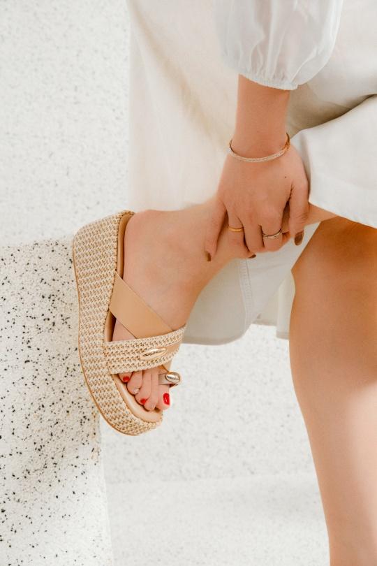 Wedges Shoes Taupe Erynn FG-953 Efashion Paris