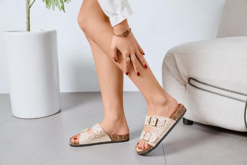 Sandales Chaussures Noir Erynn LS-616 Efashion Paris