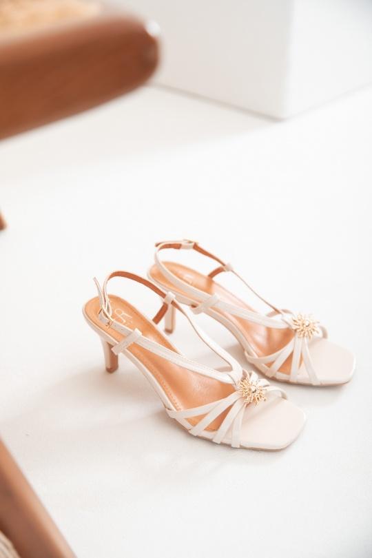 Sandales Chaussures Marron Erynn GG-115 Efashion Paris