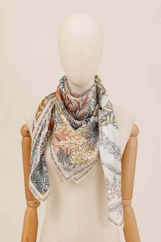 Foulards Accessoires Beige FANLI  CS09 Efashion Paris