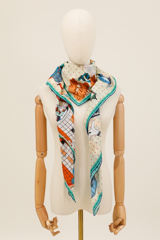 Foulards Accessoires Taupe clair FANLI  CS10 Efashion Paris