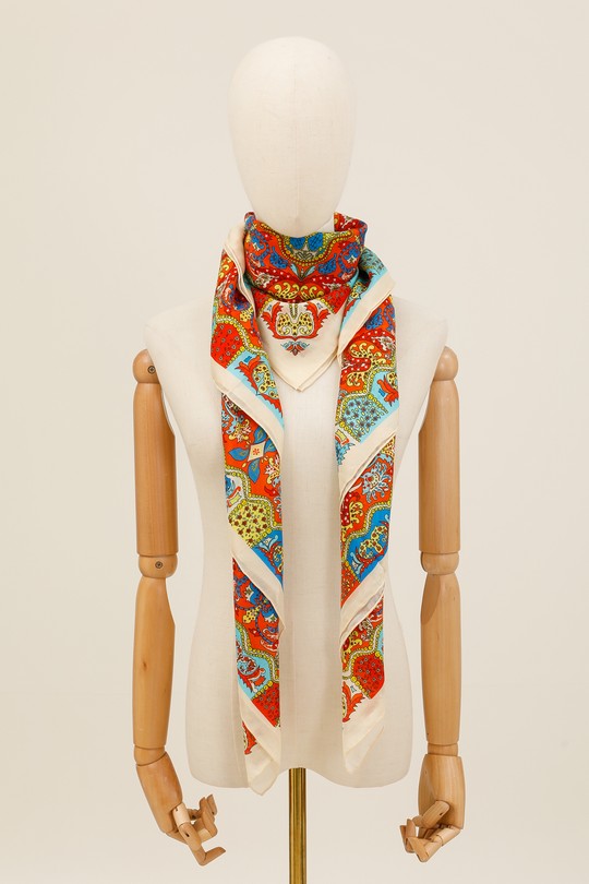 Foulards Accessoires Taupe clair FANLI  CS10 Efashion Paris