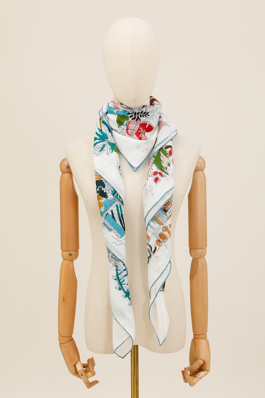 Foulards Accessoires Taupe clair FANLI  CS10 Efashion Paris