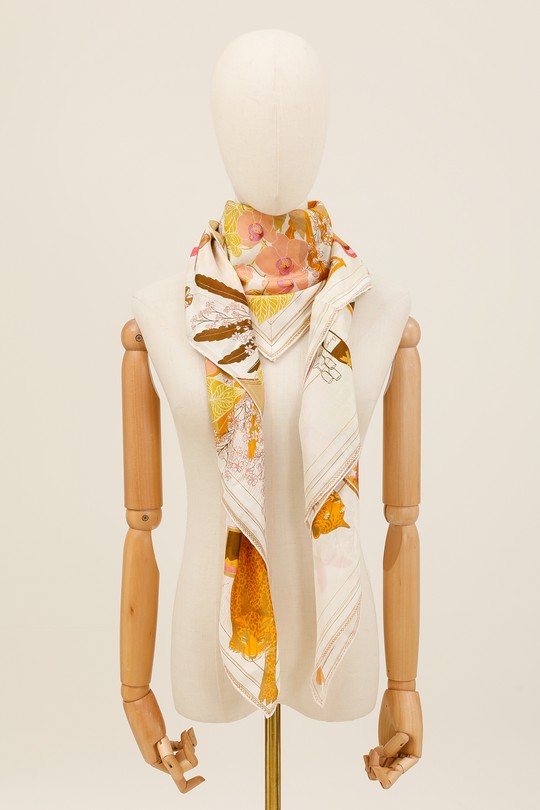 Foulards Accessoires Taupe clair FANLI  CS10 Efashion Paris