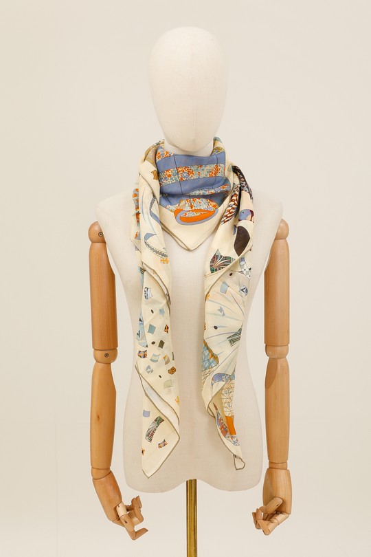 Foulards Accessoires Taupe clair FANLI  CS10 Efashion Paris