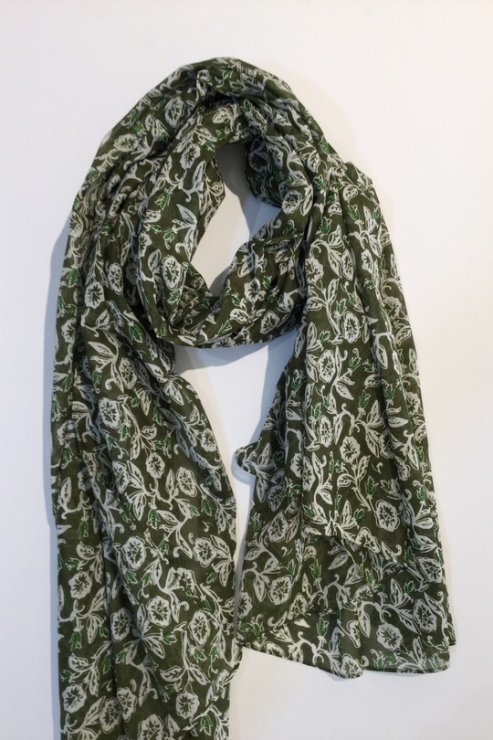 Foulards Accessoires Rouge Jacky Diffusion 28 Efashion Paris