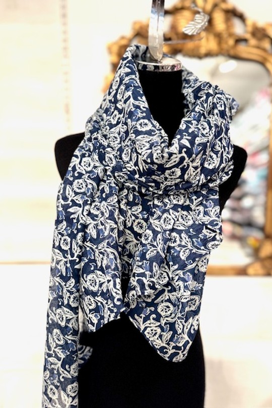 Foulards Accessoires Rouge Jacky Diffusion 28 Efashion Paris