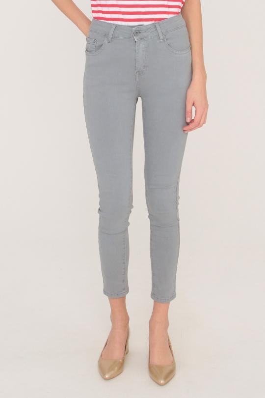 Ragazzi skinny grandi