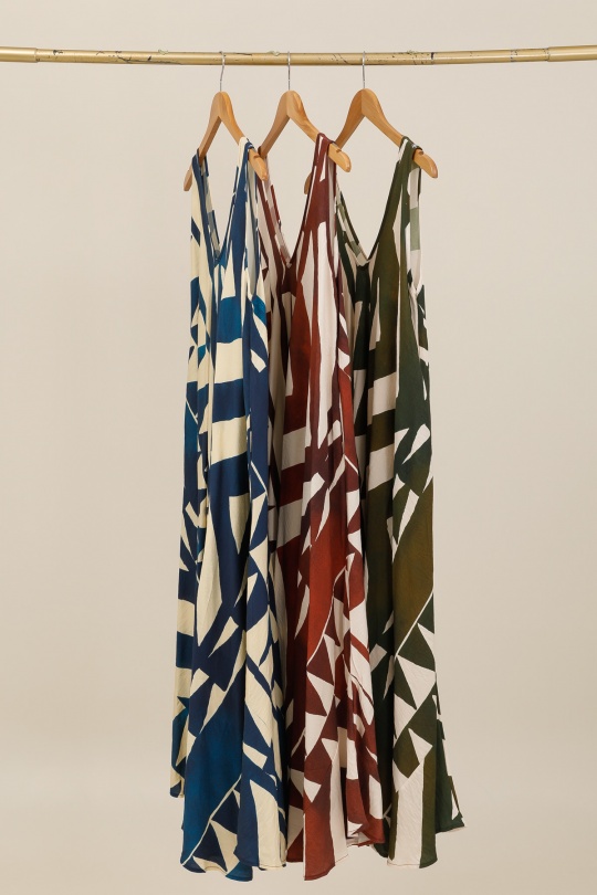 Robes longues Femme Couleurs mélangées NEW LOLO A3237 Efashion Paris