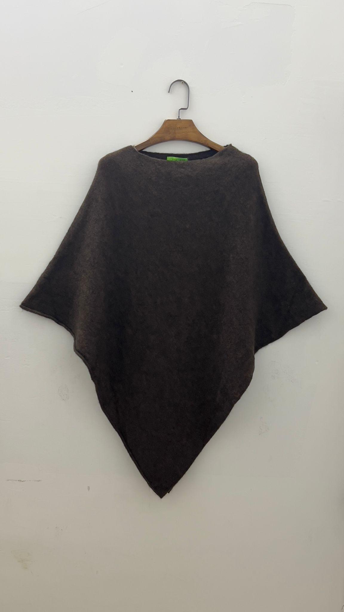 Capes and ponchos Women Cream For Her Paris (SHINIE) 69102PONCHO #c Efashion Paris