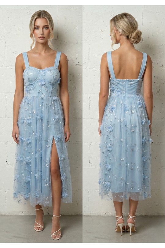 Robes mi-longues Femme Bleu Lily Mcbee Robe Midi Bleu Ciel Fendue Fleurs 3D Tulle et Nœuds Épaules 6576 Efashion Paris